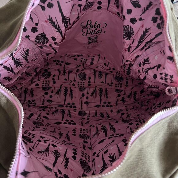 Lola Pilar Hawaii Tote Shoulder Bag Waxed Canvas Olive Pink Tyvek Lining YKK Zip - Picture 4 of 11